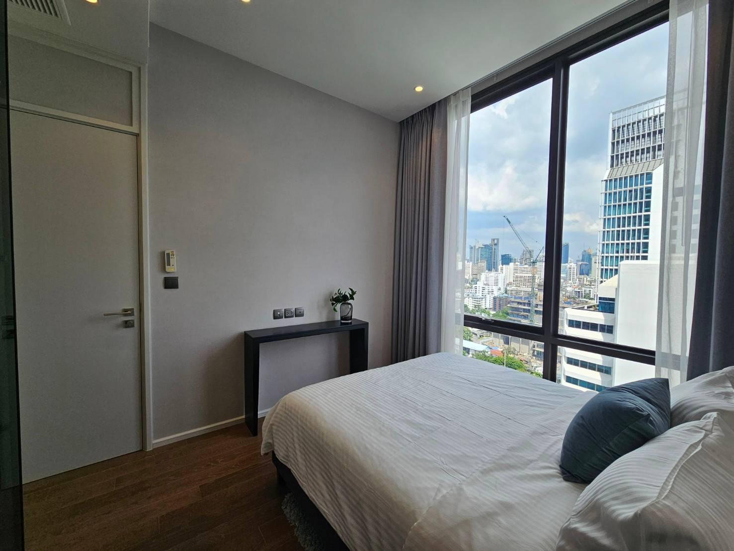 2-Bedroom 3-Bathroom 88sqm Condo at Muniq Langsuan - BTS Chit Lom - Rent 140KTHB per Month