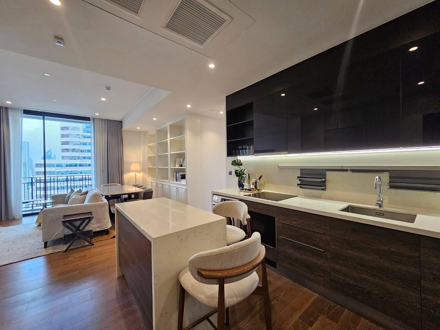 2-Bedroom 3-Bathroom 88sqm Condo at Muniq Langsuan - BTS Chit Lom - Rent 140KTHB per Month