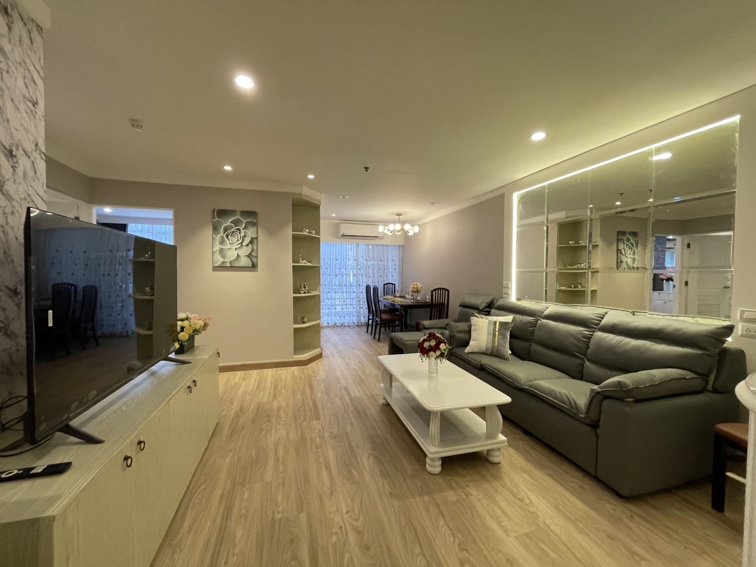 2 bedroom 1 bathroom for rent at Waterford Diamond Tower for Rent 40,000 THB