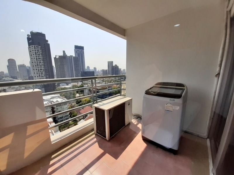 1-Bedroom, 1-Bathroom, 52 sqm for Rent at Waterford Diamond Tower, Phrom Phong - 27,000 THB/month
