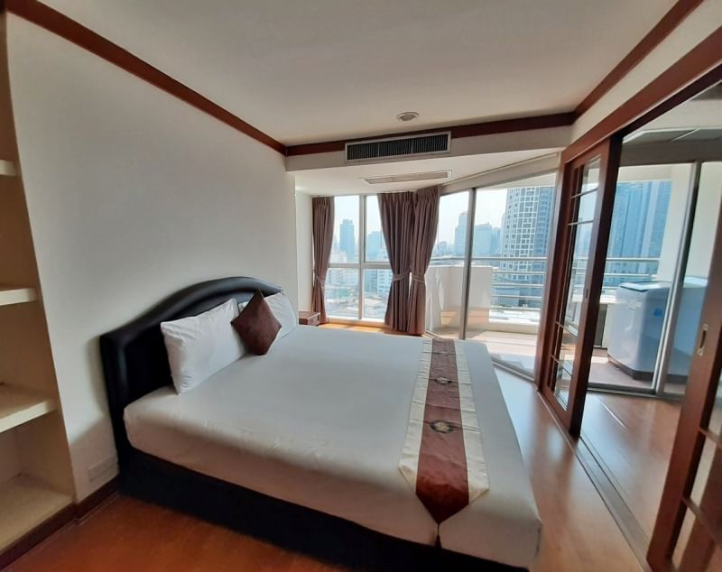 1-Bedroom, 1-Bathroom, 52 sqm for Rent at Waterford Diamond Tower, Phrom Phong - 27,000 THB/month