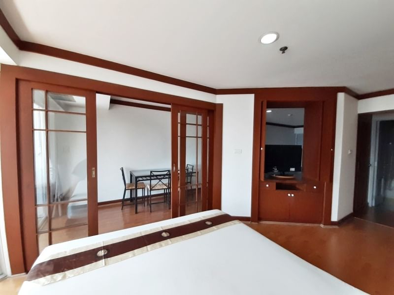 1-Bedroom, 1-Bathroom, 52 sqm for Rent at Waterford Diamond Tower, Phrom Phong - 27,000 THB/month