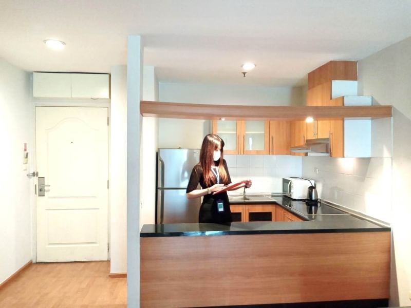 1-Bedroom, 1-Bathroom Condo for Rent at The Capital Sukhumvit 30/1, 66 sqm, ฿27,000, Near BTS Phrom Phong