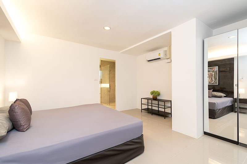 2-Bedroom, 2-Bathroom Condo for Rent at The Waterford Diamond Tower, 85 sqm, 45,000 THB/month, Near BTS Phrom Phong