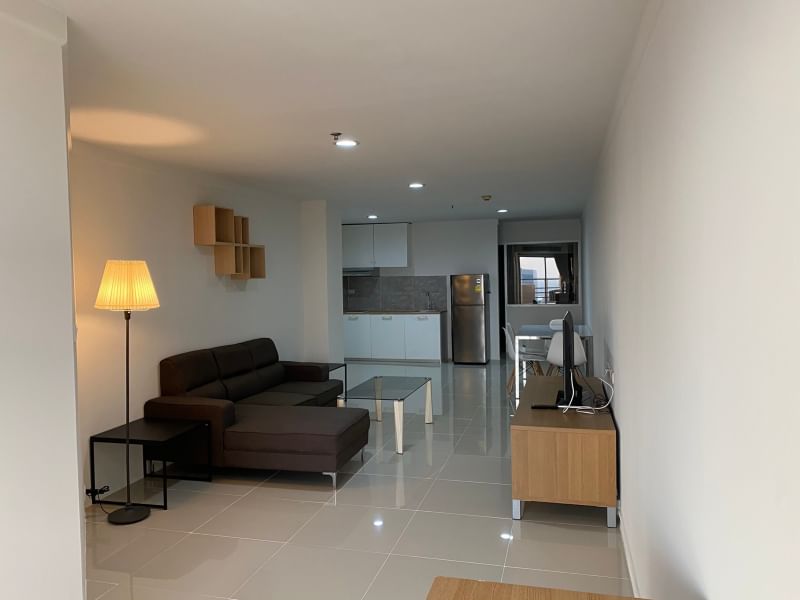 2-Bed, 2-Bath Condo for Rent, 85 sqm, 37K THB, Waterford Diamond near BTS Phrom Phong