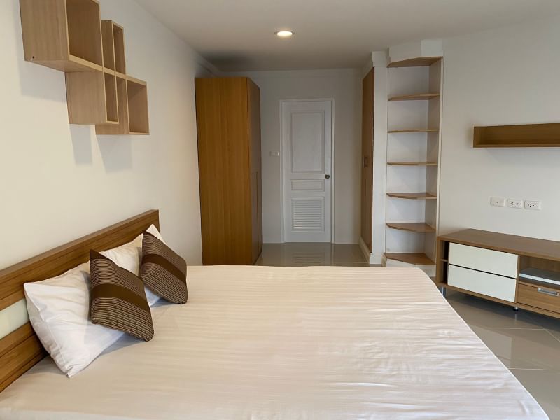2-Bed, 2-Bath Condo for Rent, 85 sqm, 37K THB, Waterford Diamond near BTS Phrom Phong