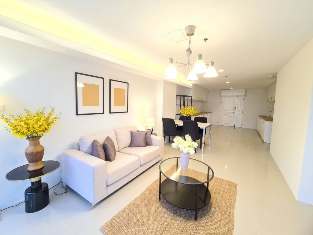3-Bed, 3-Bath Condo for Rent at The Waterford Diamond Tower, 146 sqm, 79,000 THB/month, Near BTS PhromPong