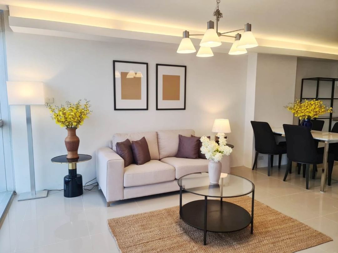 3-Bed, 3-Bath Condo for Rent at The Waterford Diamond Tower, 146 sqm, 79,000 THB/month, Near BTS PhromPong