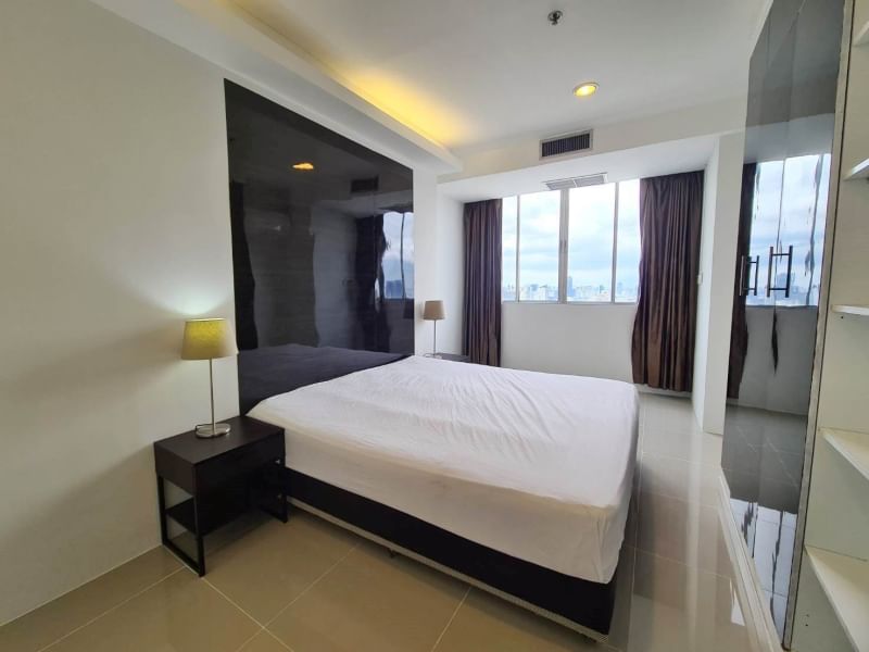 3-Bedroom, 3-Bathroom Condo at Waterford Diamond Tower, 146 sqm, ฿79,000/month, Near BTS Phrom Phong – For Rent