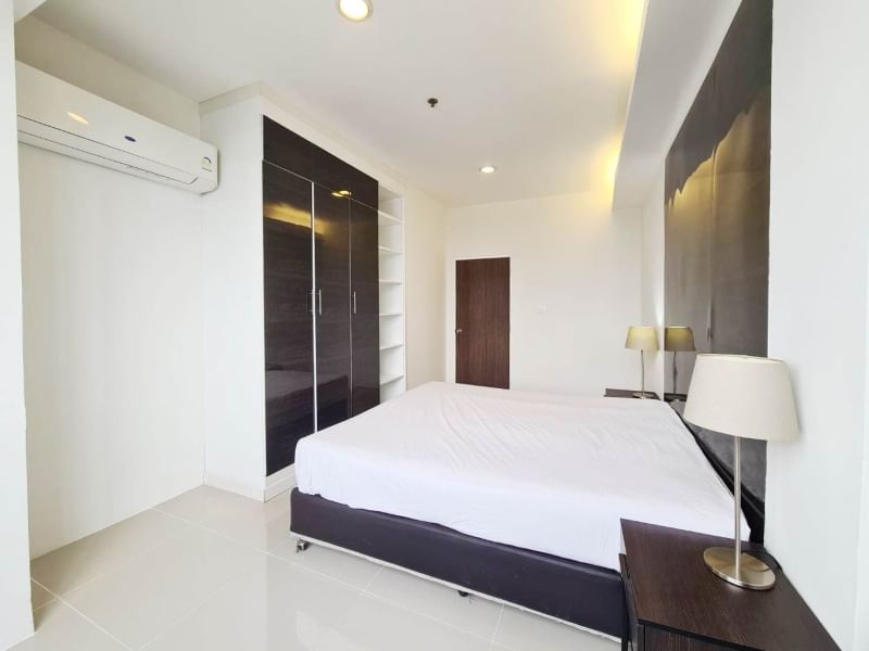 3-Bedroom, 3-Bathroom Condo at Waterford Diamond Tower, 146 sqm, ฿79,000/month, Near BTS Phrom Phong – For Rent