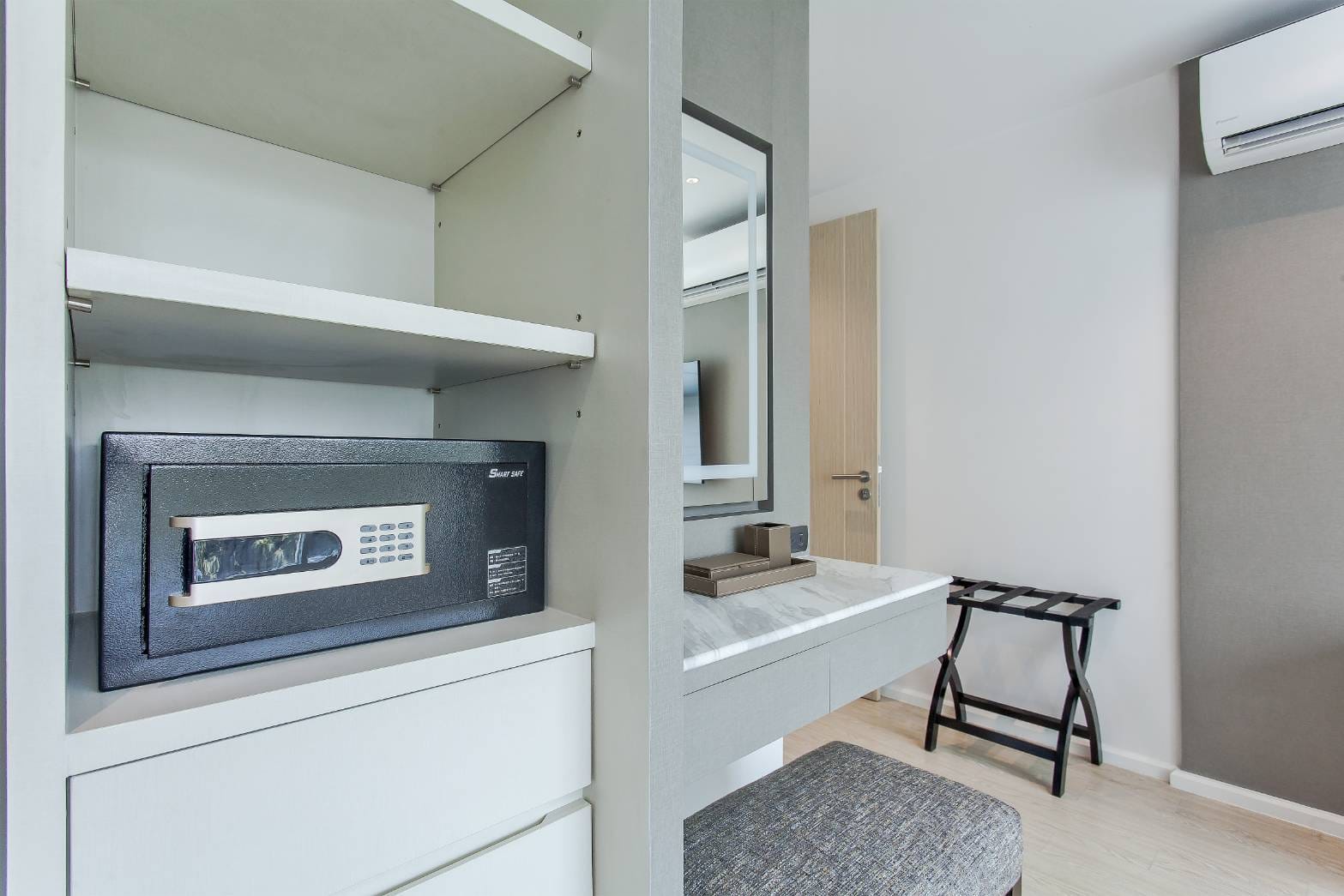 2-Bedroom, 2-Bathroom Condo at GM Residence Ekkamai Soi 18 for Rent, 100 sqm, ฿135,000, Near Ekkamai BTS