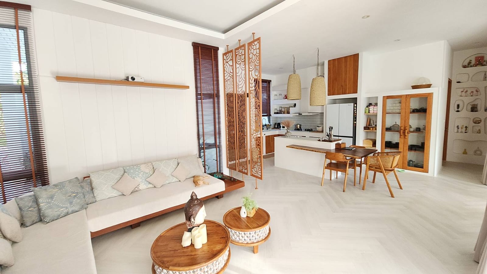 3-Bedroom, 3-Bathroom Modern Villa with Private Pool and Eco-Friendly Features, 300 sqm in Hua Na Soi 21, Hua Hin, for Sale at ฿13,900,000