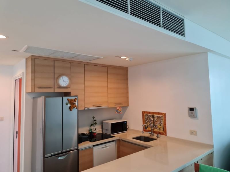 2-Bedroom 2-Bathroom 84,3sqm Condos at Aguston Sukhumvit 22 for Rent 55,000 THB/month