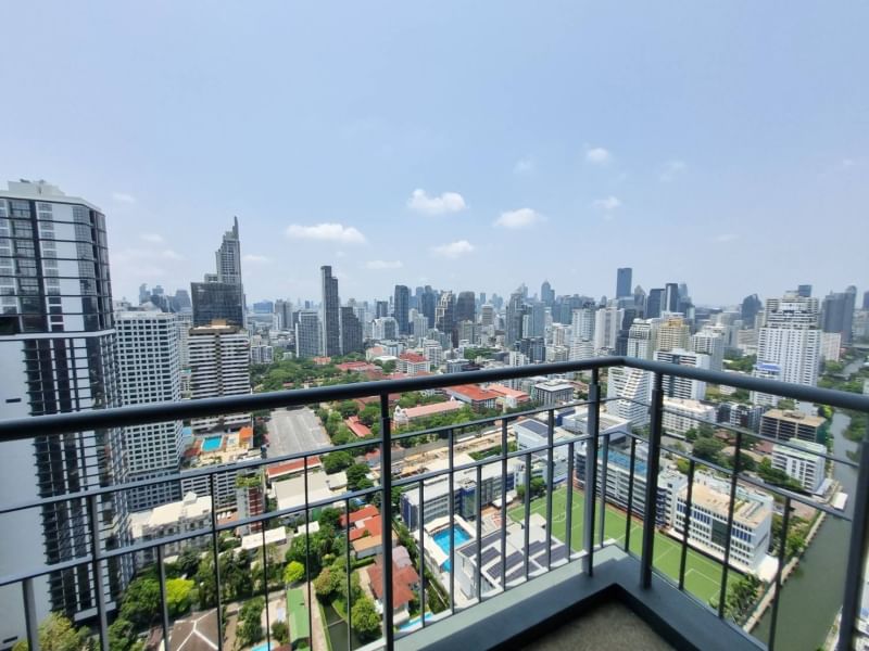 2-Bedroom 2-Bathroom 86 sqm Condo at Villa Asoke Condominium for Rent 45,000 THB/month near MRT Phetchaburi Station