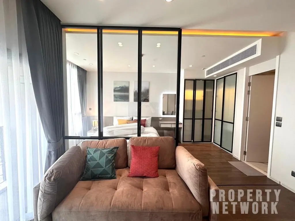 1-Bedroom, 1-Bathroom Condo for Rent at Muniq Sukhumvit 23, 43 sqm, ฿45,000/month, Near MRT Sukhumvit & BTS Asoke, Fully Furnished, Pet-Friendly