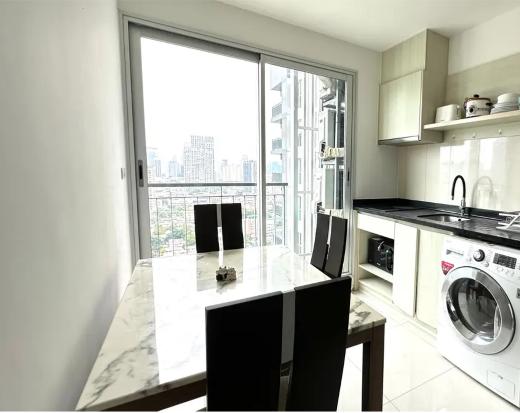 2-Bedrooms 2-Bathrooms 46.5 sqm Condo at the Rhythm Sathorn-Narathiwas For Sale 6,900,000THB