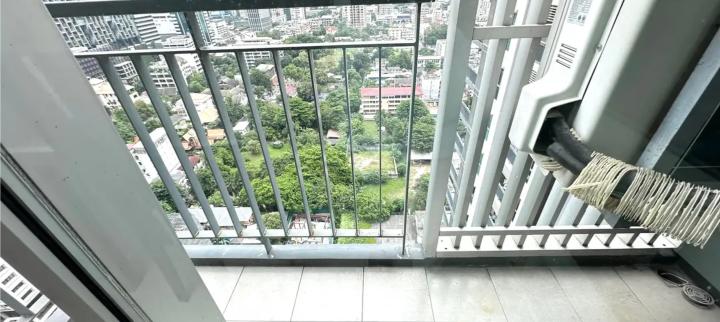 2-Bedrooms 2-Bathrooms 46.5 sqm Condo at the Rhythm Sathorn-Narathiwas For Sale 6,900,000THB