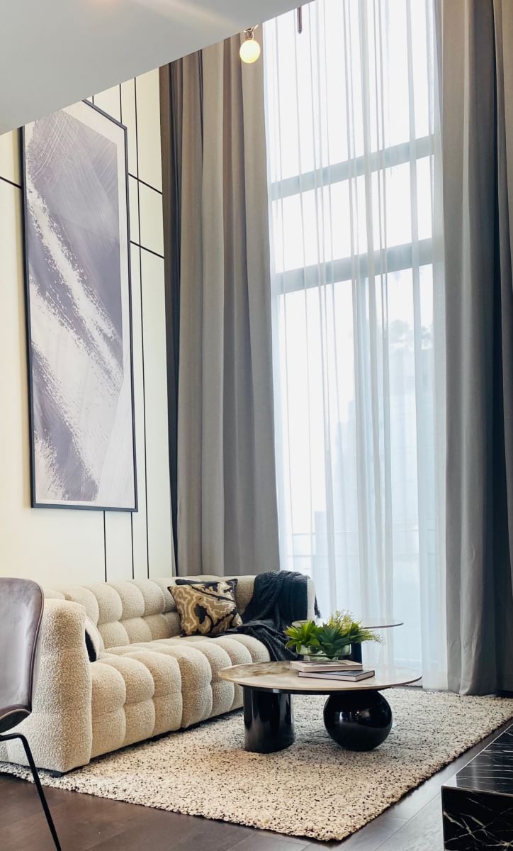 Luxurious 2-bedroom 2-bathroom condo for rent at Laviq Sukhumvit 57, 97.5 sqm with 5-star amenities. Prime Thong Lo location. Rent 140,000 THB/month near BTS Thonglor