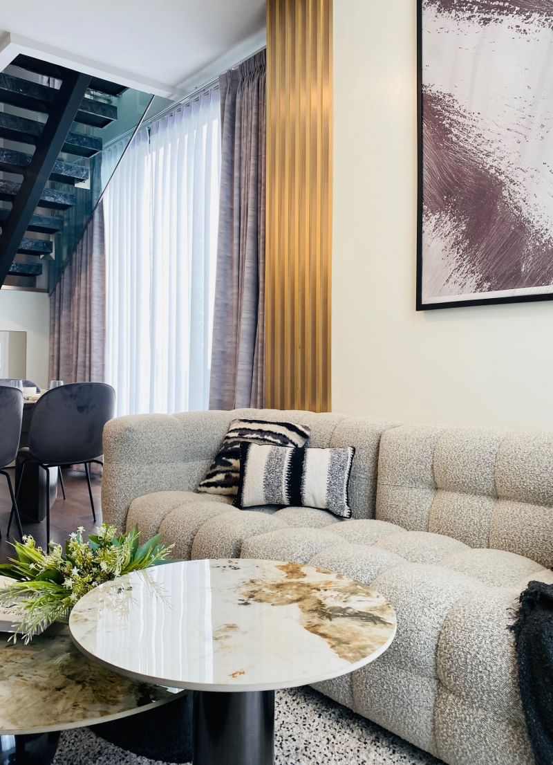 Luxurious 2-bedroom 2-bathroom condo for rent at Laviq Sukhumvit 57, 97.5 sqm with 5-star amenities. Prime Thong Lo location. Rent 140,000 THB/month near BTS Thonglor