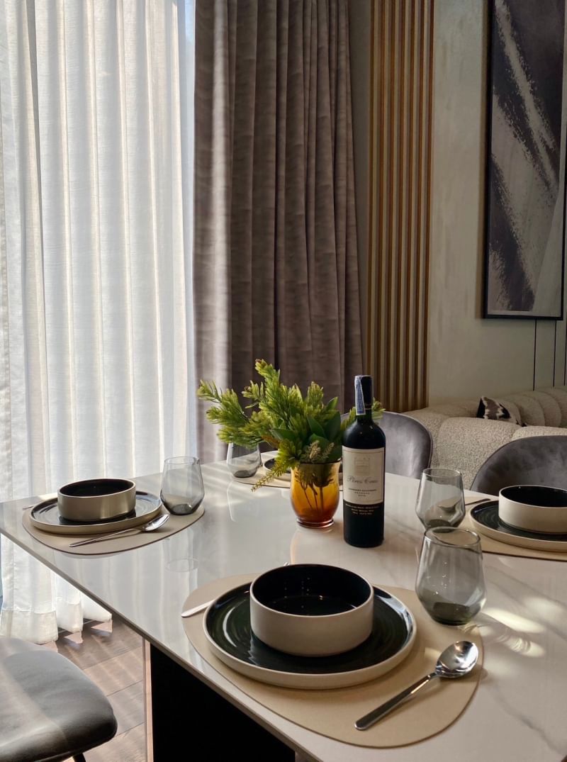 Luxurious 2-bedroom 2-bathroom condo for rent at Laviq Sukhumvit 57, 97.5 sqm with 5-star amenities. Prime Thong Lo location. Rent 140,000 THB/month near BTS Thonglor