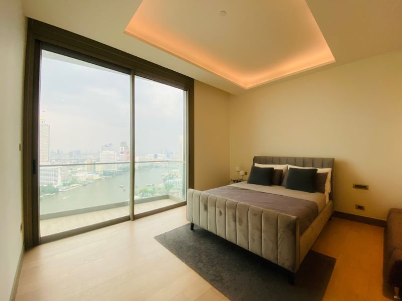 Discover unmatched luxury at The Residences at Mandarin Oriental Bangkok. A stunning 2-bedroom, 2.5-bathroom condo, 150.17 sqm, for sale at 71,990,000 THB near BTS Charoen Nakhon