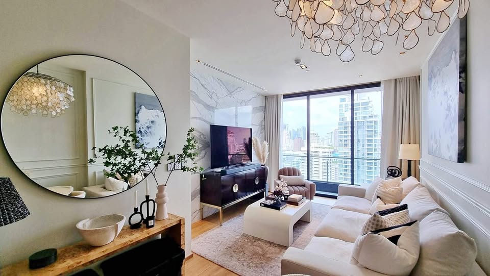 2BR, 2BTH, 83 sqm Condo for Rent/Sale at BEATNIQ Sukhumvit 32, ฿95,000/month or ฿19,550,000 – Near BTS Thong Lo, Luxury Living in Prime Location