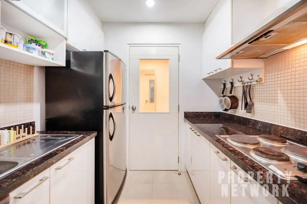 Spacious 2-bedroom, 2-bathroom condo for rent at Baan Siri 24, 110 sqm on the 20th floor. Fully furnished, prime Sukhumvit location, 70,000 THB/month near BTS Phrom Phong