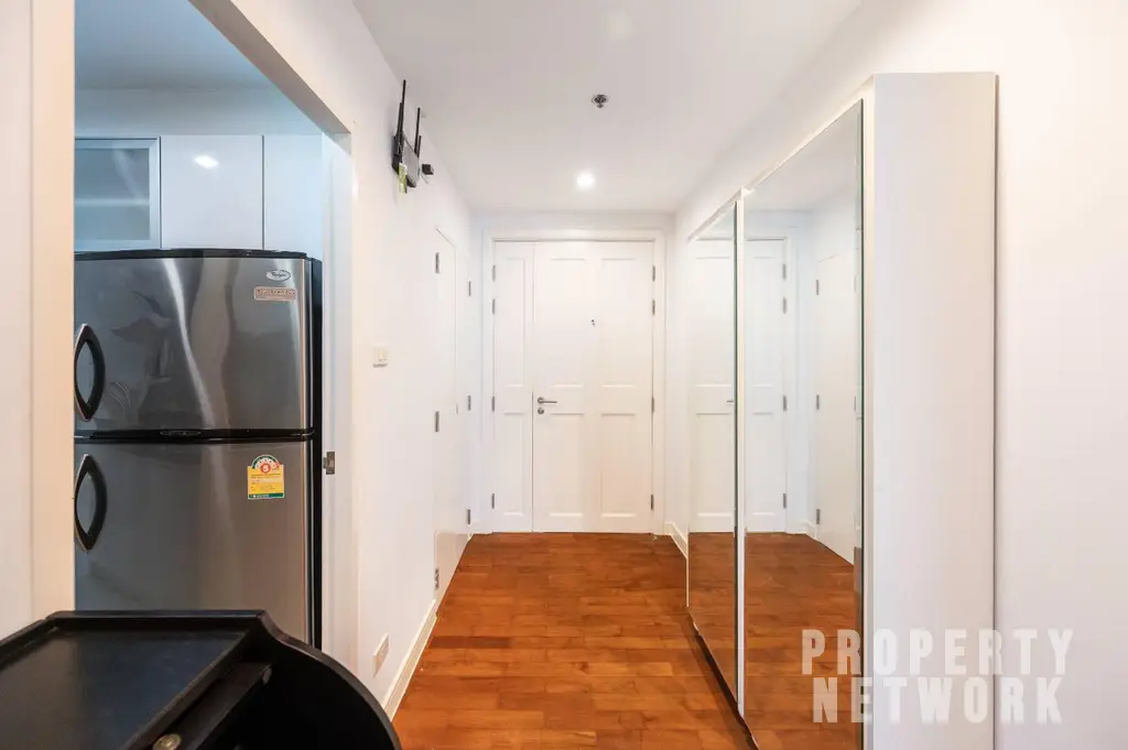 Spacious 2-bedroom, 2-bathroom condo for rent at Baan Siri 24, 110 sqm on the 20th floor. Fully furnished, prime Sukhumvit location, 70,000 THB/month near BTS Phrom Phong