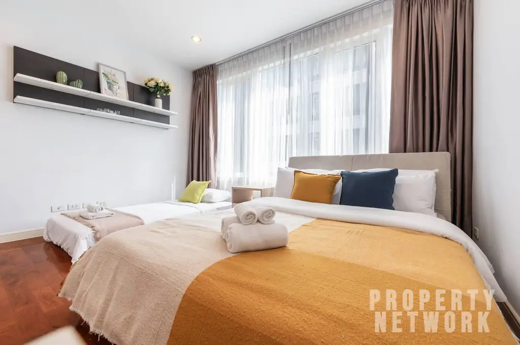Spacious 2-bedroom, 2-bathroom condo for rent at Baan Siri 24, 110 sqm on the 20th floor. Fully furnished, prime Sukhumvit location, 70,000 THB/month near BTS Phrom Phong