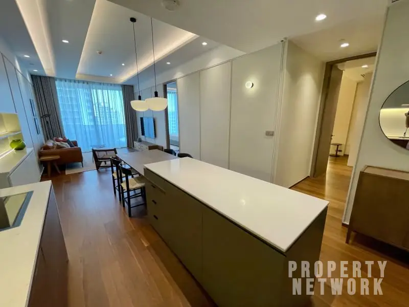 Rent or own this luxurious 2-bedroom 2-bathroom condo at The Estelle Phrom Phong. Fully furnished Condo for sale at 39,400,000 THB or Rent at 125,000 THB/month near BTS Phrom Phong