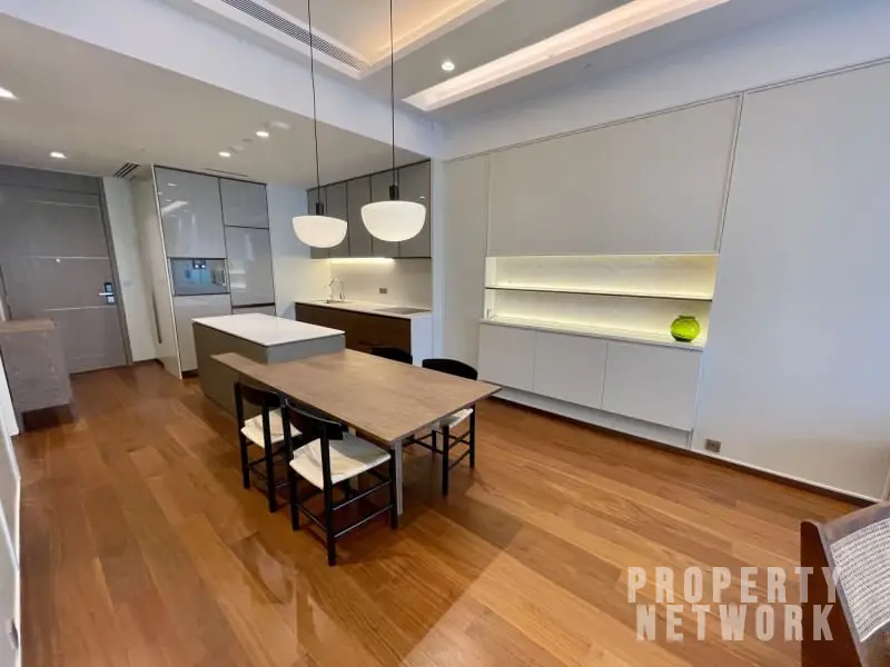 Rent or own this luxurious 2-bedroom 2-bathroom condo at The Estelle Phrom Phong. Fully furnished Condo for sale at 39,400,000 THB or Rent at 125,000 THB/month near BTS Phrom Phong