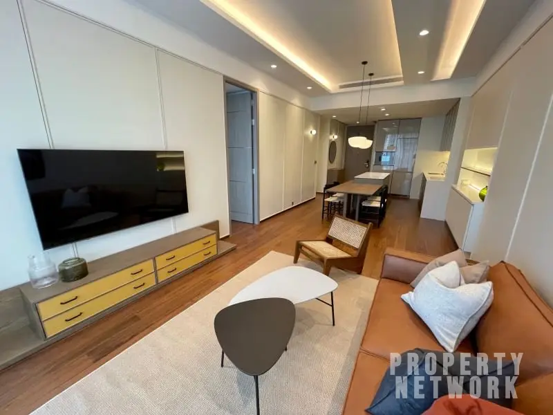 Rent or own this luxurious 2-bedroom 2-bathroom condo at The Estelle Phrom Phong. Fully furnished Condo for sale at 39,400,000 THB or Rent at 125,000 THB/month near BTS Phrom Phong
