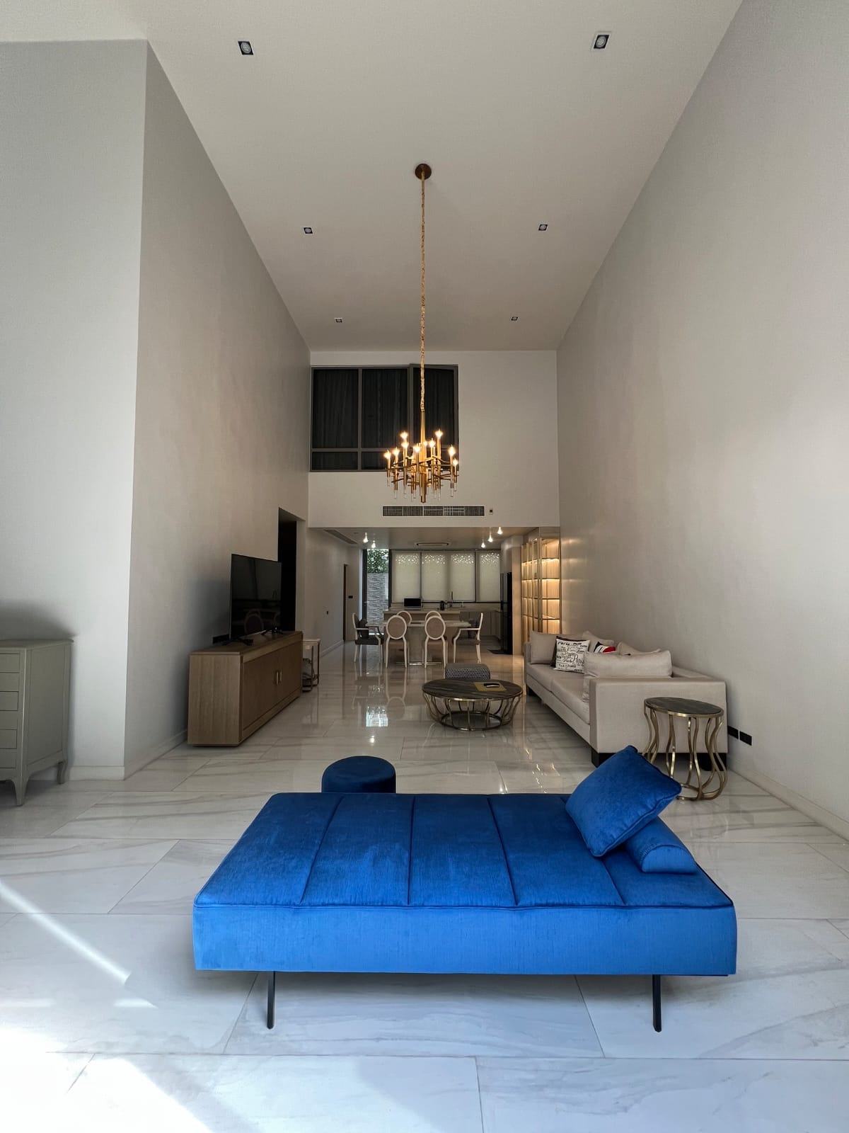 Luxury 4-bedroom, 5-bathroom villa at Quarter 39 in Sukhumvit for rent 190,000 THB/month. Fully furnished, 480 sqm with premium amenities Near BTS Phrom Phong