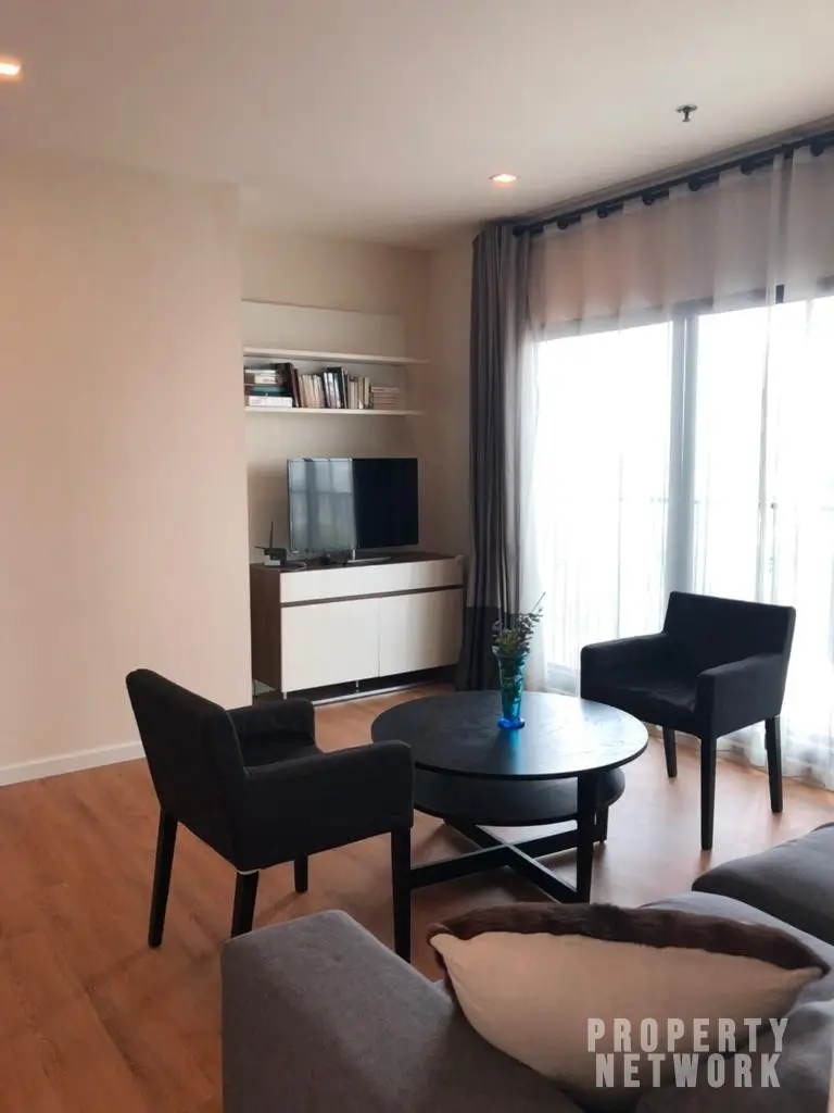 Discover a fully furnished 1-bedroom condo at Noble Remix, 61 sqm, 7th floor, with direct BTS access. Rent for 40,000 THB/month Near BTS Thong Lor and near MRT Queen Sirikit