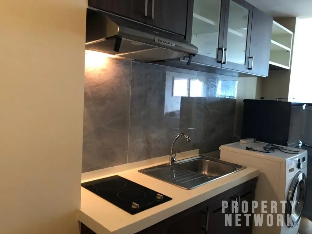 Discover a fully furnished 1-bedroom condo at Noble Remix, 61 sqm, 7th floor, with direct BTS access. Rent for 40,000 THB/month Near BTS Thong Lor and near MRT Queen Sirikit