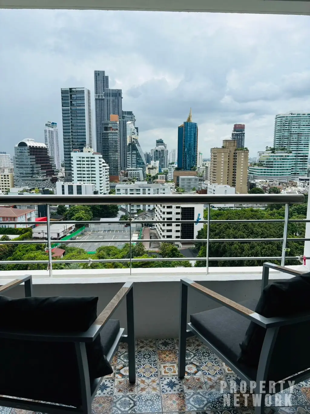 Discover luxury living with this loft-style duplex at The Habitat Sukhumvit 53. Spacious 365 sqm, 3 bedrooms, pet-friendly, and fully renovated. Sale Price: 50M THB. Near BTS Thong Lor