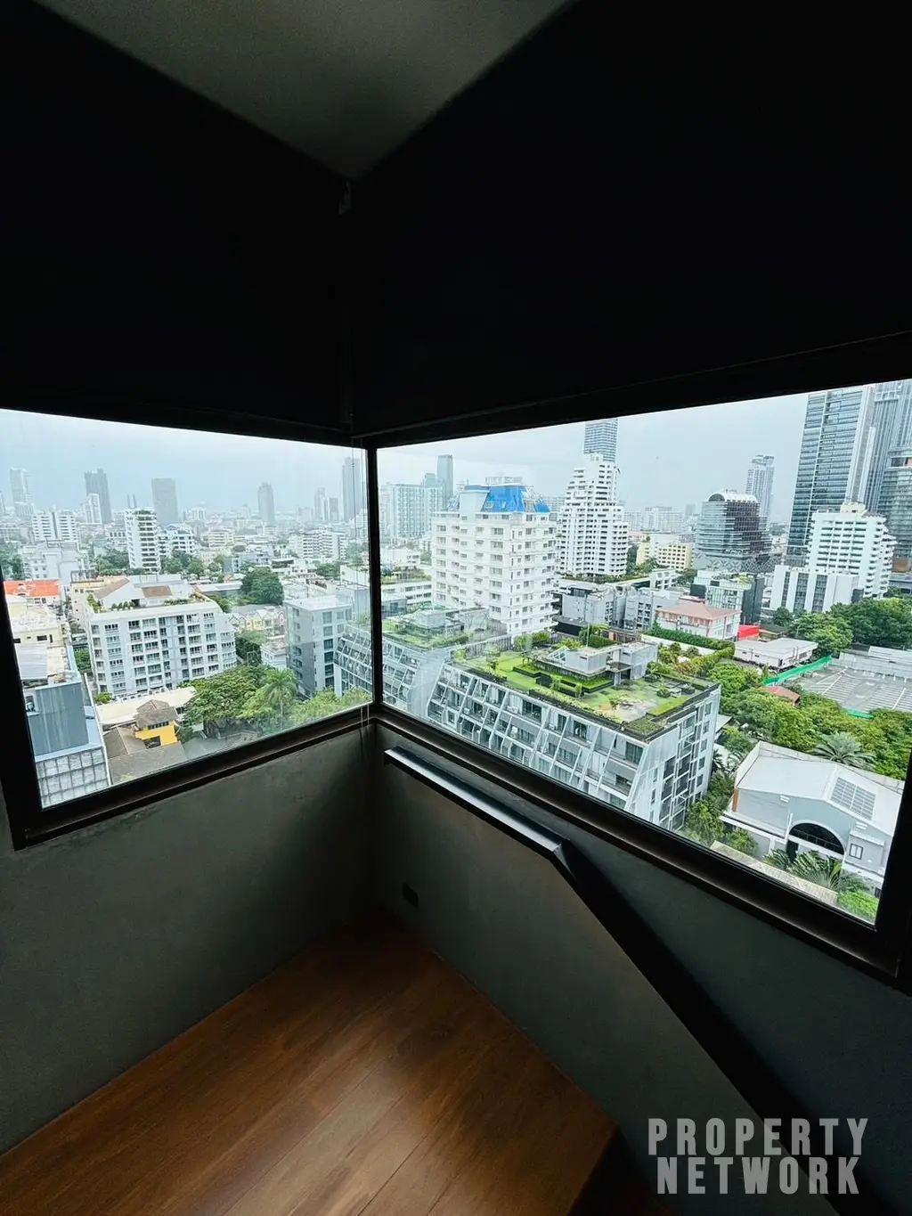 Discover luxury living with this loft-style duplex at The Habitat Sukhumvit 53. Spacious 365 sqm, 3 bedrooms, pet-friendly, and fully renovated. Sale Price: 50M THB. Near BTS Thong Lor