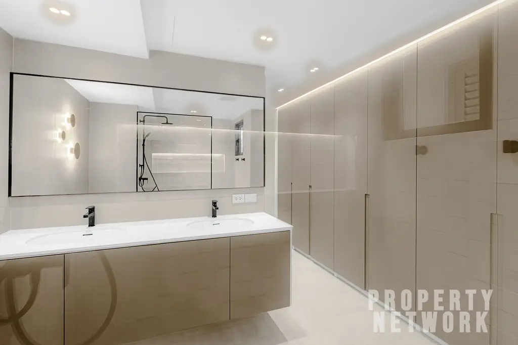 Explore this fully renovated 5-bedroom, 6-bathroom penthouse at D.S. Tower 1 Sukhumvit 33, offering 325 sqm of luxury living with pet-friendly amenities near BTS Phrom Phong