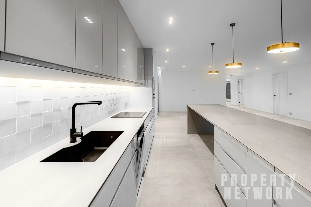 Explore this fully renovated 5-bedroom, 6-bathroom penthouse at D.S. Tower 1 Sukhumvit 33, offering 325 sqm of luxury living with pet-friendly amenities near BTS Phrom Phong