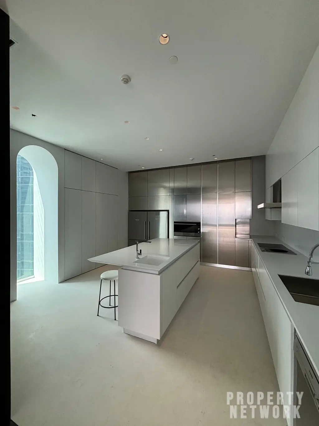 Luxury 4-bedroom, 5-bathroom condo at The Diplomat 39, 450 sqm on the 30th fl. Stunning city views, and high-end amenities. Near BTS Phrom Phong. Sale: 250M THB