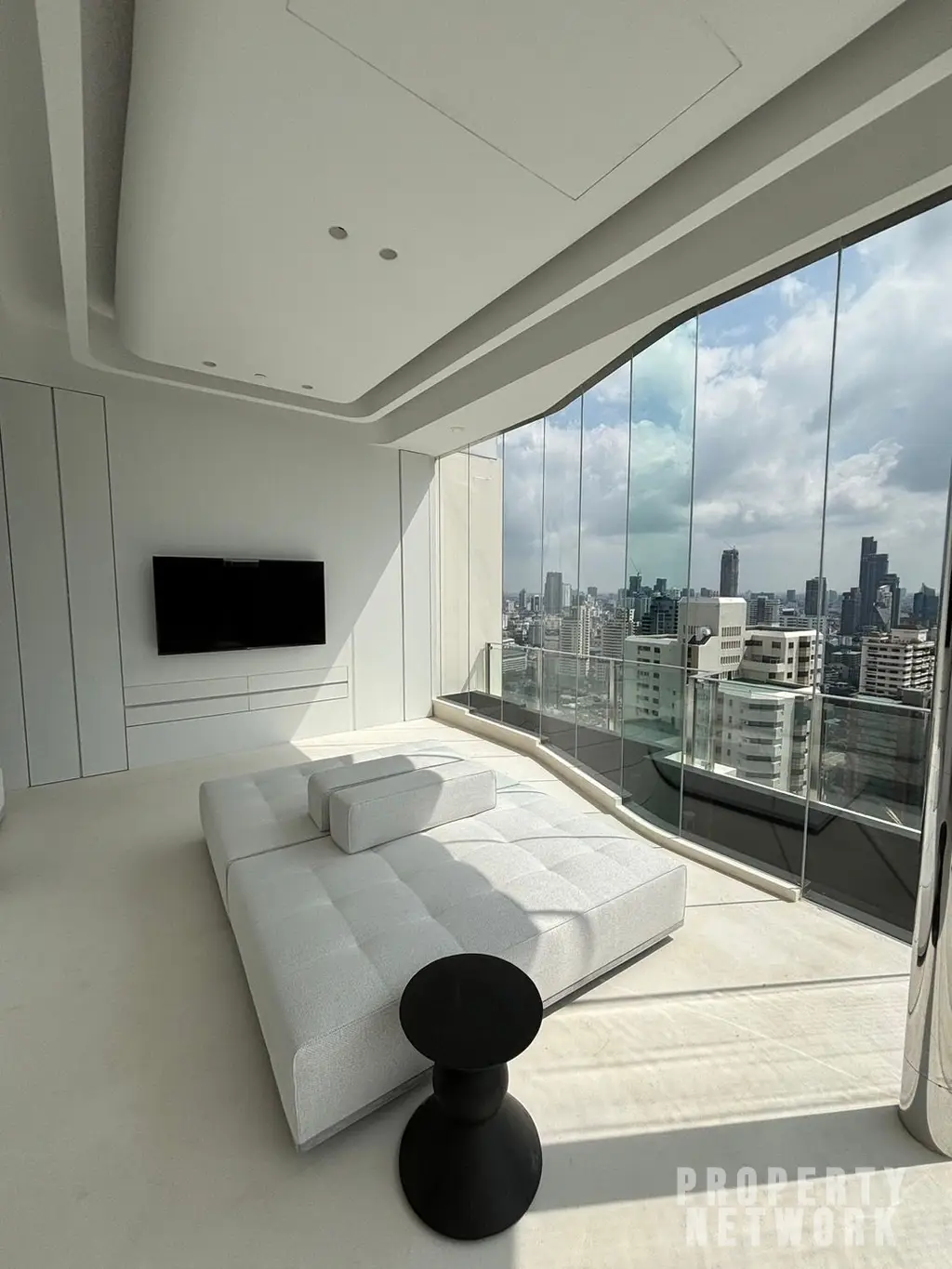 Luxury 4-bedroom, 5-bathroom condo at The Diplomat 39, 450 sqm on the 30th fl. Stunning city views, and high-end amenities. Near BTS Phrom Phong. Sale: 250M THB