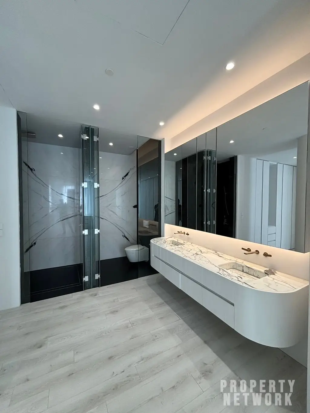 Luxury 4-bedroom, 5-bathroom condo at The Diplomat 39, 450 sqm on the 30th fl. Stunning city views, and high-end amenities. Near BTS Phrom Phong. Sale: 250M THB