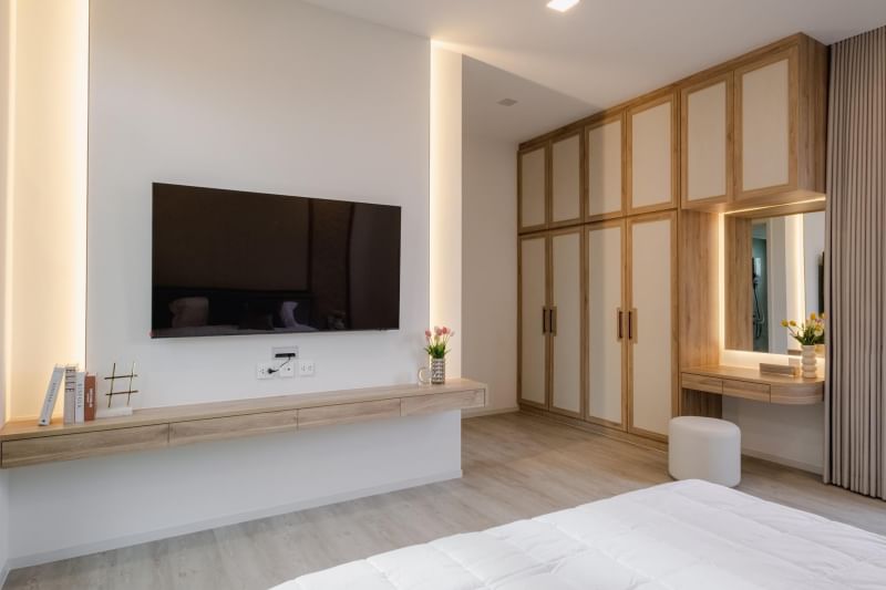 4-BR, 5-BTH Luxury House for Rent at Vive Krungthepkreetha, 420 sqm, Private Pool, Near MRT Sri Kreetha, Only ฿420,000/month – Exclusive Bangkok Living!