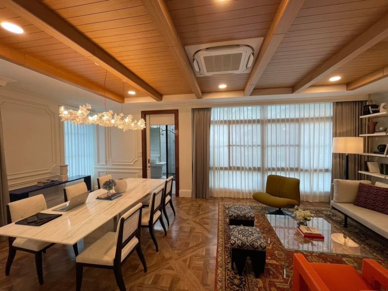5-Bed, 6-Bath, 609 sqm House for Sale or Rent at Nantawan Krungthepkreetha, Saphan Sung – Rent ฿600,000/month, Near MRT Sri Kreetha Station