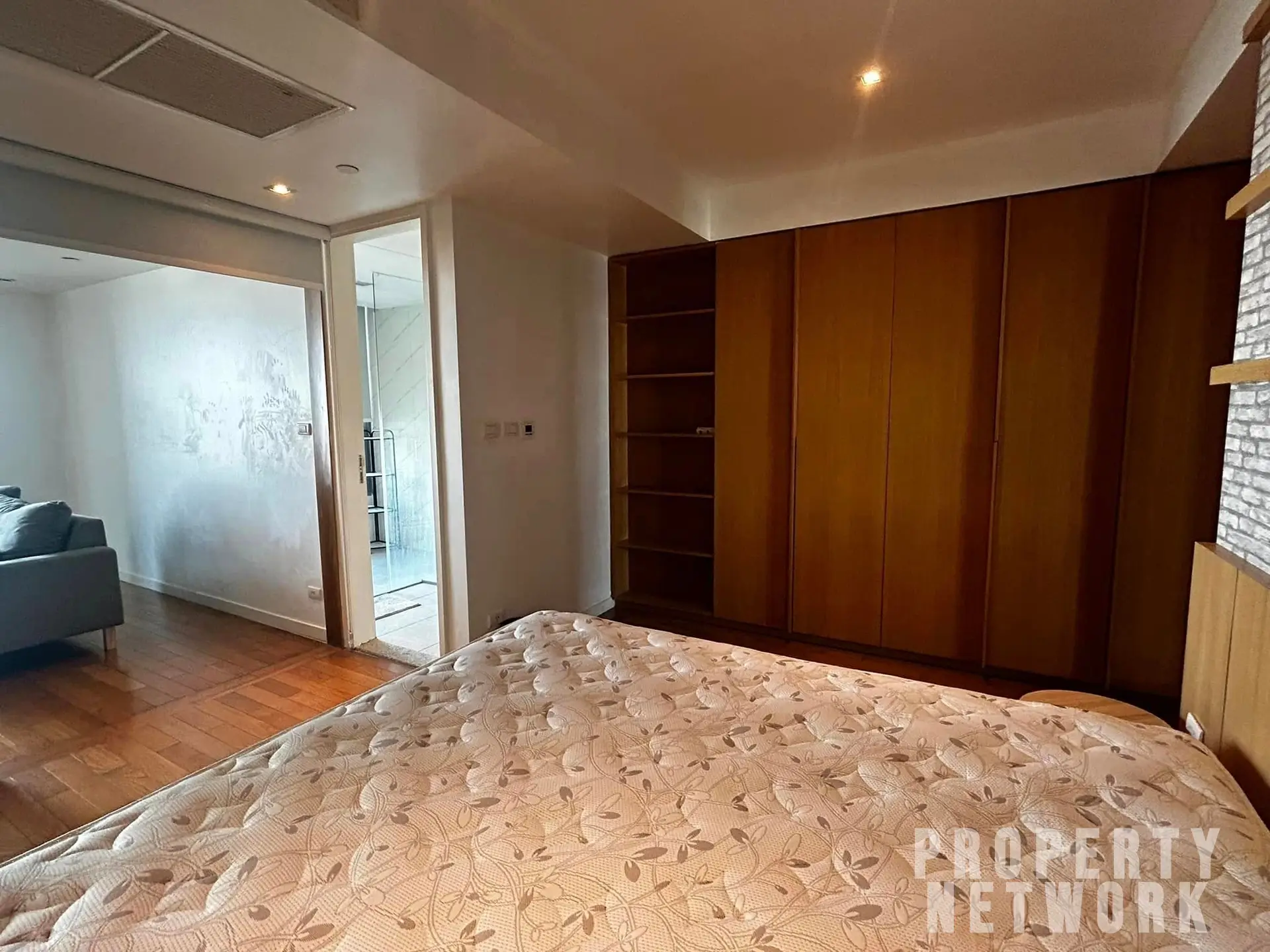 1-Bedroom, 1-Bathroom Condo for Rent at The Pano Rama 3, 68 sqm, 30,000 THB, Near BTS Saphan Taksin