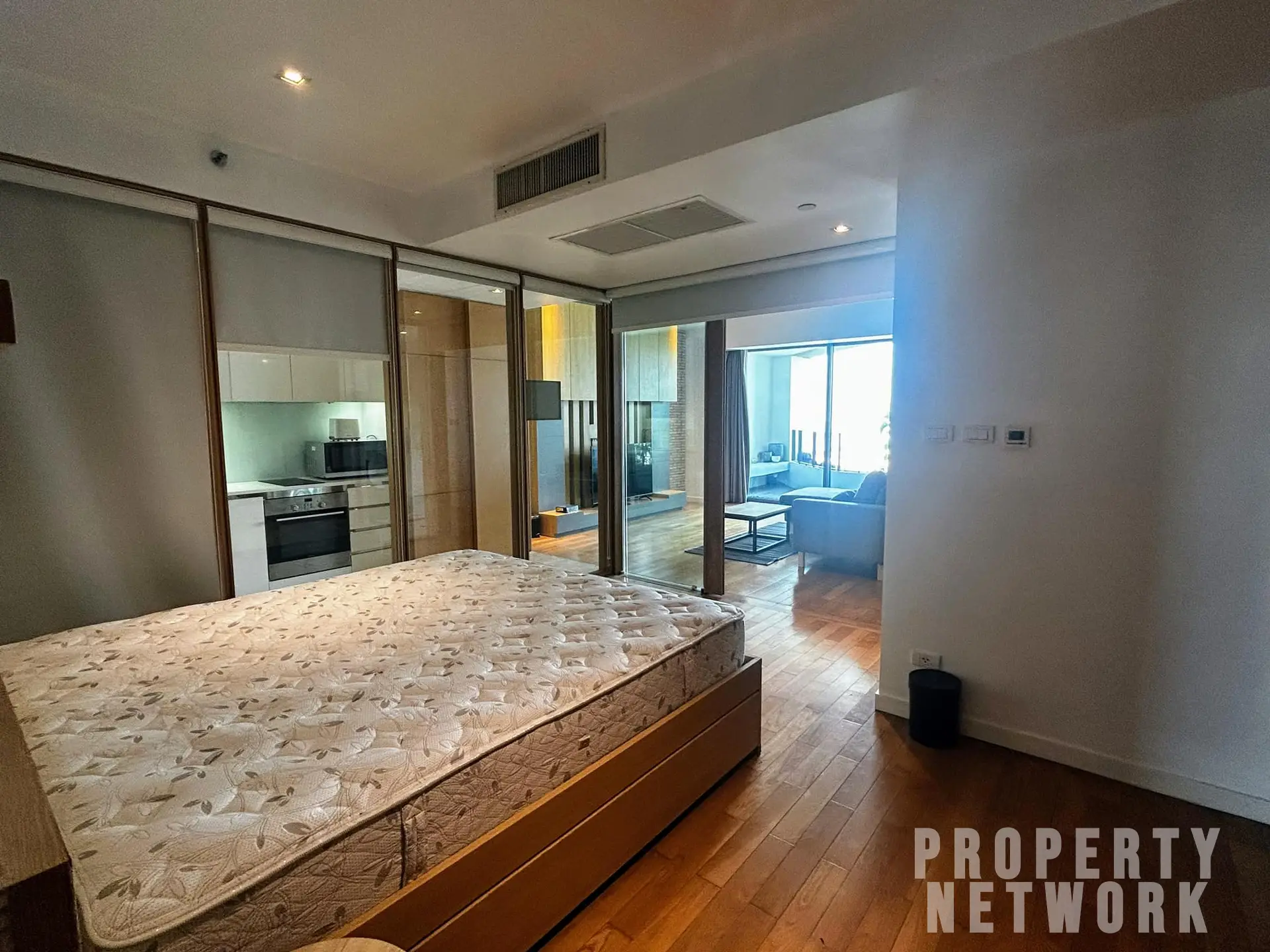 1-Bedroom, 1-Bathroom Condo for Rent at The Pano Rama 3, 68 sqm, 30,000 THB, Near BTS Saphan Taksin