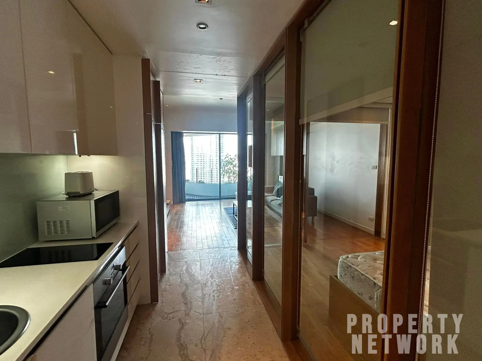 1-Bedroom, 1-Bathroom Condo for Rent at The Pano Rama 3, 68 sqm, 30,000 THB, Near BTS Saphan Taksin