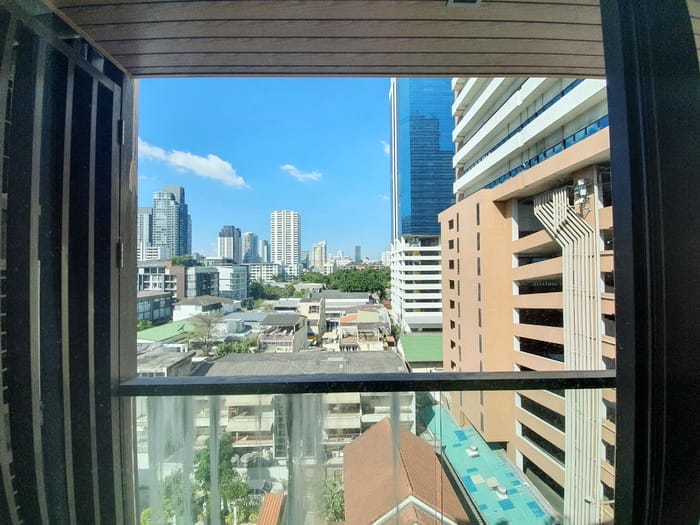 Discover luxury living at The Address 61 in Sukhumvit. Spacious 2-bedroom condo, 96.65 sqm, fully furnished, top-tier amenities, just 40,000 THB/month near BTS Ekkamai and near BTS Thong Lor