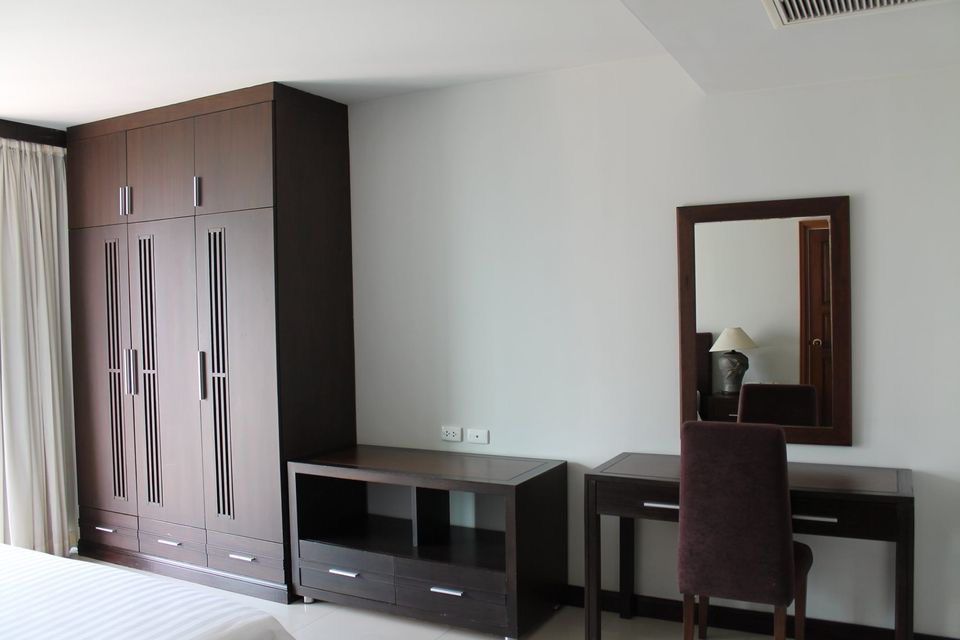 Discover a 1-bedroom, 75 sqm luxury condo for rent at Baan Thirapa. Fully furnished, prime Sathorn location, 30,000 THB/month. Near BTS Chong Nonsi