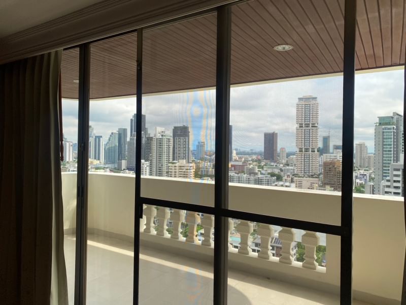 Discover luxury living at Charan Tower Sukhumvit Soi 43. Rent a 430 sqm penthouse duplex with 3+1 bedrooms, and pet-friendly 180K THB/month near BTS Phrom Phong